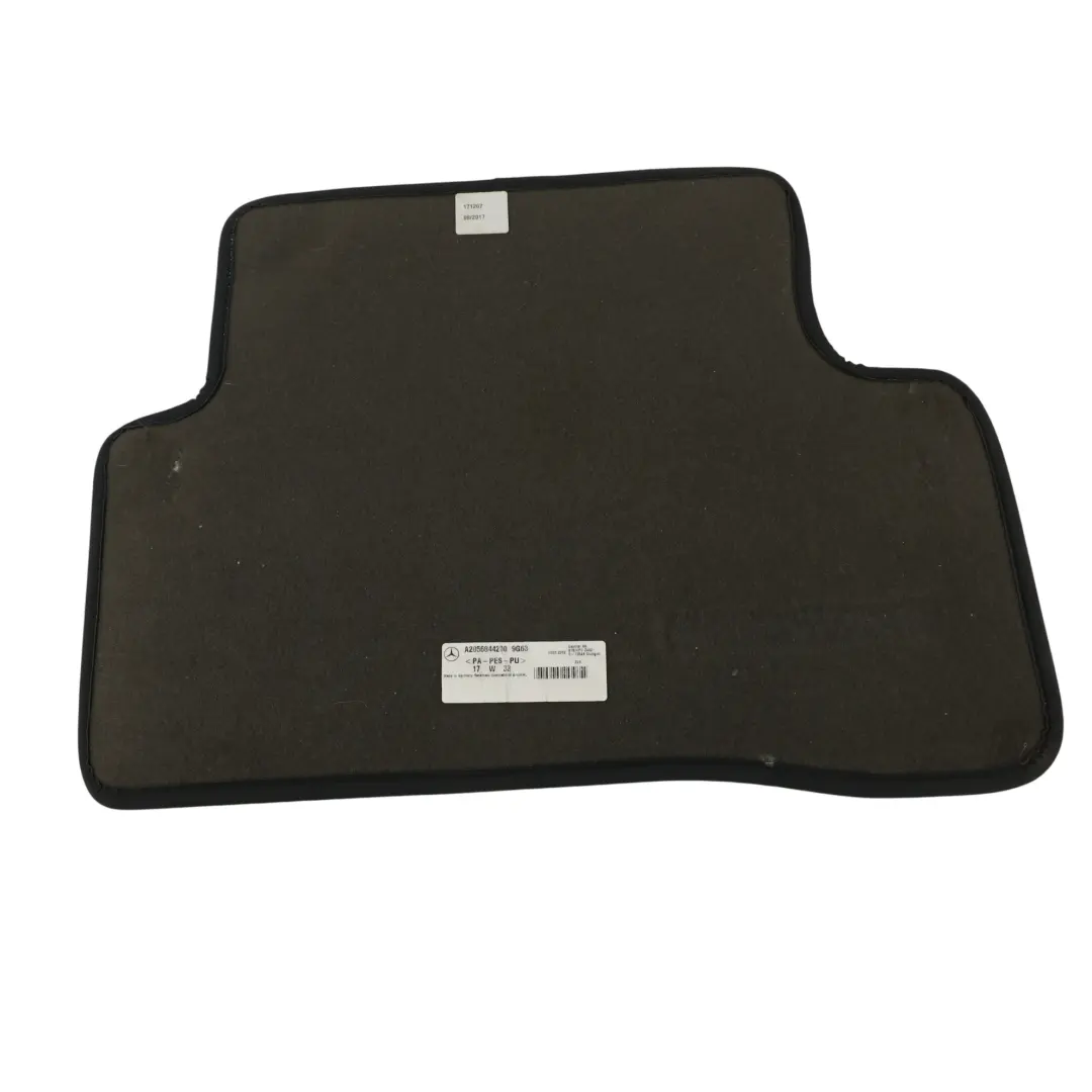 Mercedes W205 AMG Alfombrillas Suelo Traseras Izquierda Derecha SET - SKU A2056844300-1 - Número de pieza A2056844300
