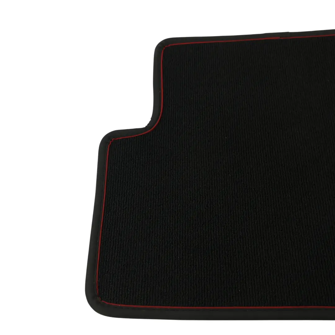 Alfombrillas Suelo Traseras Izquierda Derecha SET para Mercedes W205 AMG con número de pieza A2056844300 Mercedes W205 AMG Alfombrillas Suelo Traseras Izquierda Derecha SET - SKU A2056844300-1 - Número de pieza A2056844300