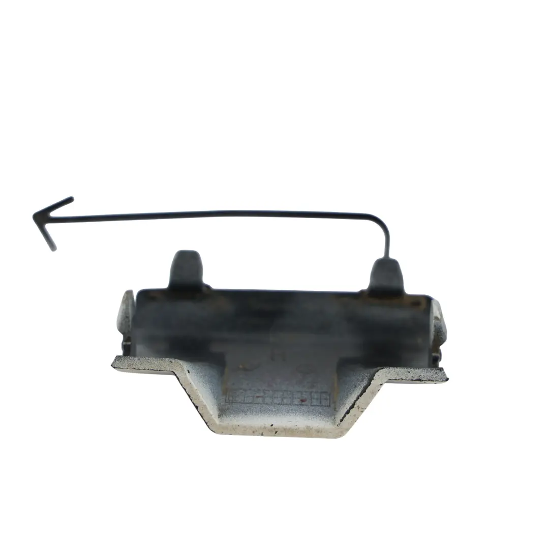 Mercedes C205 W205 Cache Point Cric Avant Droit Blanc Polaire 149 - SKU A2056980230-POL - Numéro de pièce A2056980230