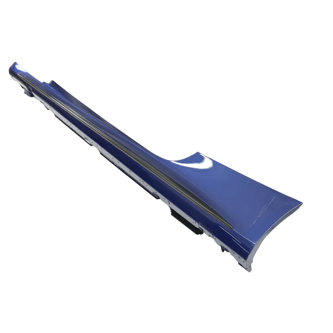 Seitenschweller Links Türschweller Brillantblau 896 für Mercedes C205 AMG mit Teilenummer A2056980300 Mercedes C205 AMG Seitenschweller Links Türschweller Brillantblau 896 - SKU A2056980300-BRB - Teilenummer A2056980300