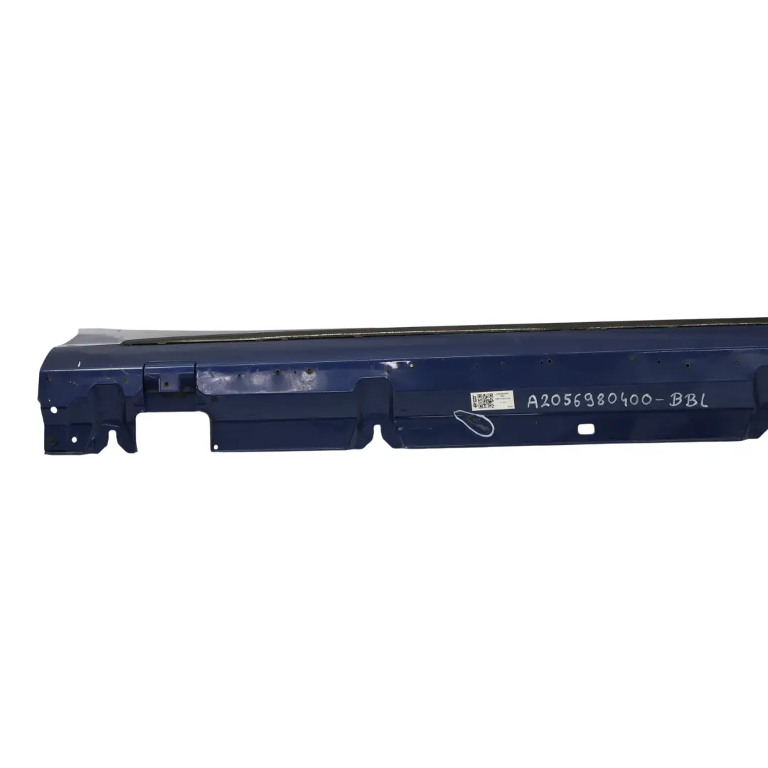Faldón AMG Derecho Umbral Azul Brillante 896 para Mercedes C205 con número de pieza A2056980400 Mercedes C205 Faldón AMG Derecho Umbral Azul Brillante 896 - SKU A2056980400-BRB - Número de pieza A2056980400