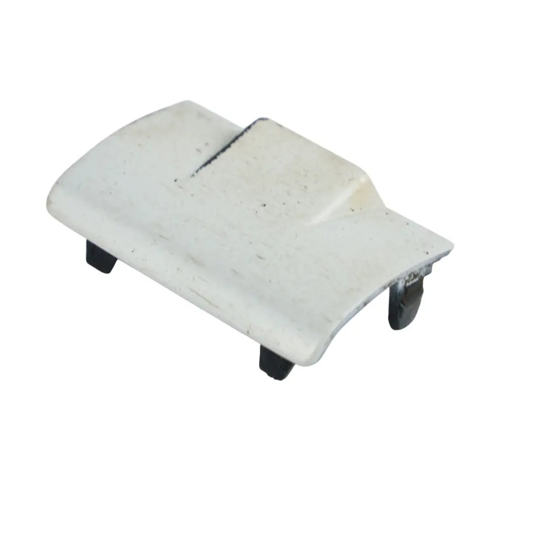 Cache Latéral Arrière Droit Blanc Polaire pour Mercedes W205 à propos du numéro de pièce A2056980430 Mercedes W205 Cache Latéral Arrière Droit Blanc Polaire - SKU A2056980430-POL - Numéro de pièce A2056980430