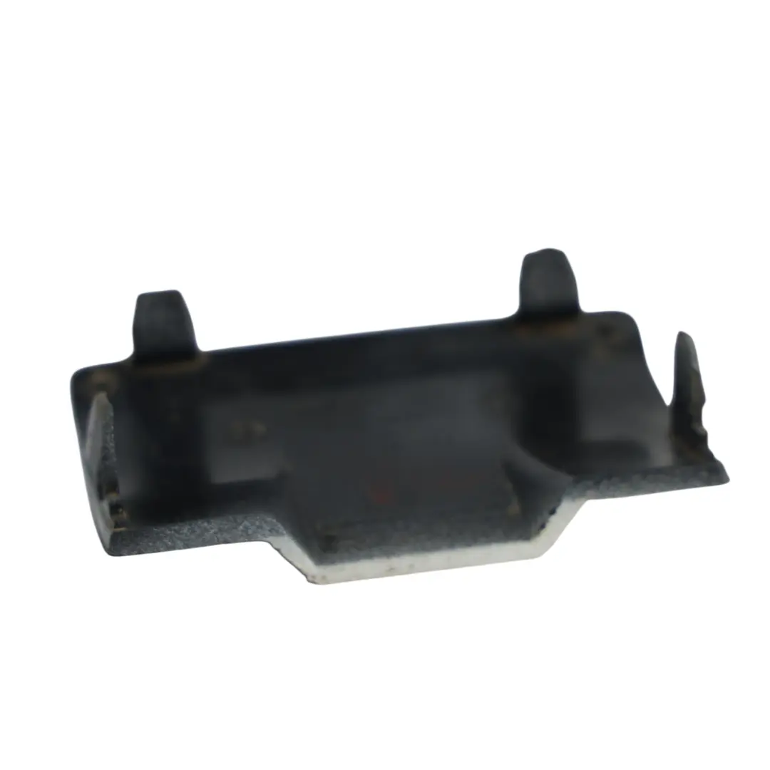 Cache Latéral Arrière Droit Blanc Polaire pour Mercedes W205 à propos du numéro de pièce A2056980430 Mercedes W205 Cache Latéral Arrière Droit Blanc Polaire - SKU A2056980430-POL - Numéro de pièce A2056980430