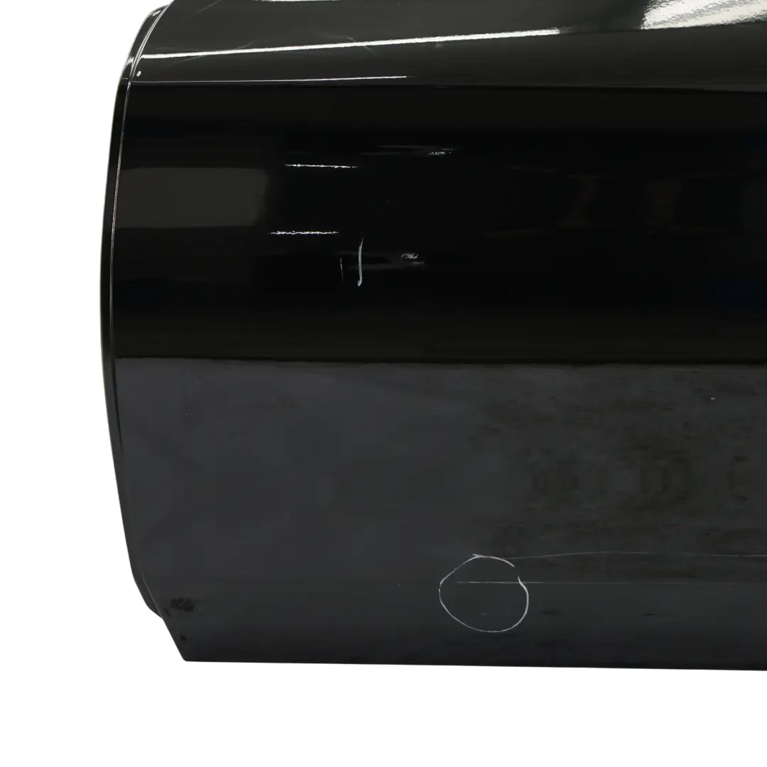 Porta Anteriore Sinistra Obsidian Black Metallic - 197 per Mercedes W205 con numero di parte A2057200105 Mercedes W205 Porta Anteriore Sinistra Obsidian Black Metallic - 197 - SKU A2057200105-OB1 - Numero di parte A2057200105