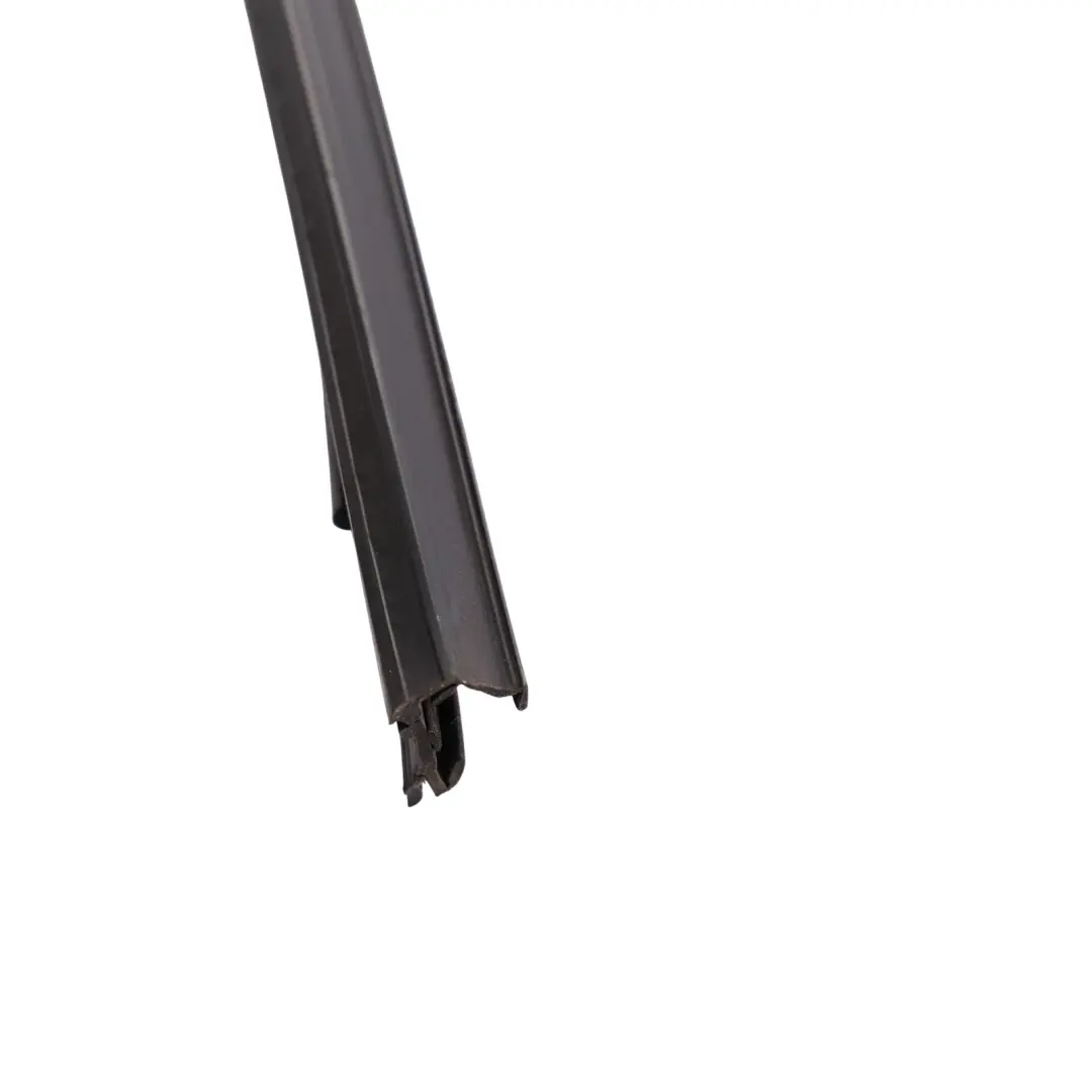 Cadre Fenêtre Avant Porte Droite Moulure Joint pour Mercedes W205 à propos du numéro de pièce A2057254600 Mercedes W205 Cadre Fenêtre Avant Porte Droite Moulure Joint - SKU A2057254600-1 - Numéro de pièce A2057254600