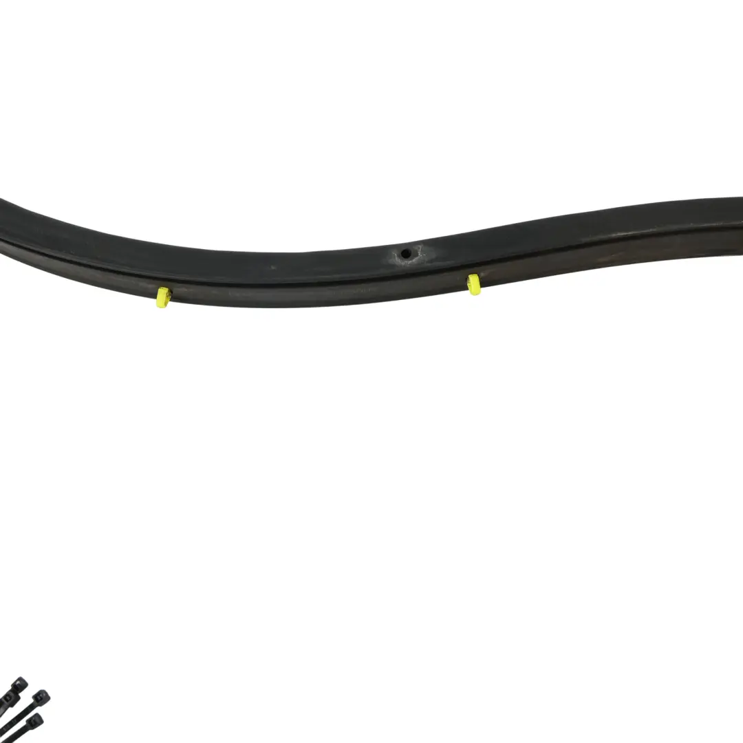 Mercedes C205 Uszczelka Prowadnica Szyby Drzwi Przednia Prawa - SKU A2057270487 - Numer Części A2057270487