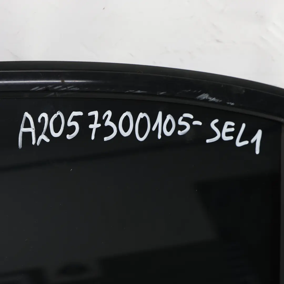 Mercedes W205 Porte Arrière Gauche Selenite Grey Gris Métallisé - 992 - SKU A2057300105-SEL1 - Numéro de pièce A2057300105