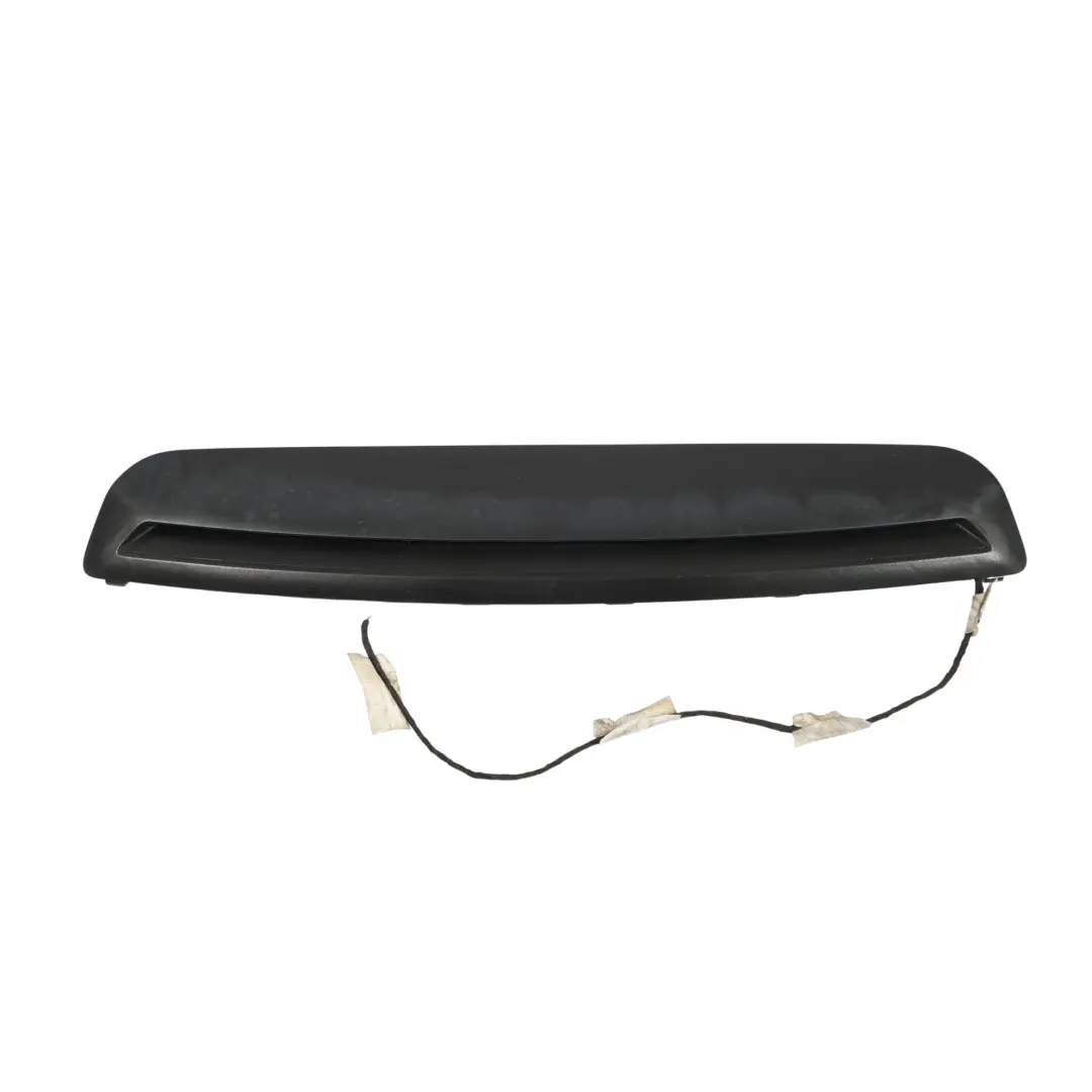 Osłona Trzeciego Światła Stopu Czarna do Mercedes W205 o numerze A2058200060 Mercedes W205 Osłona Trzeciego Światła Stopu Czarna - SKU A2058200060-1 - Numer Części A2058200060