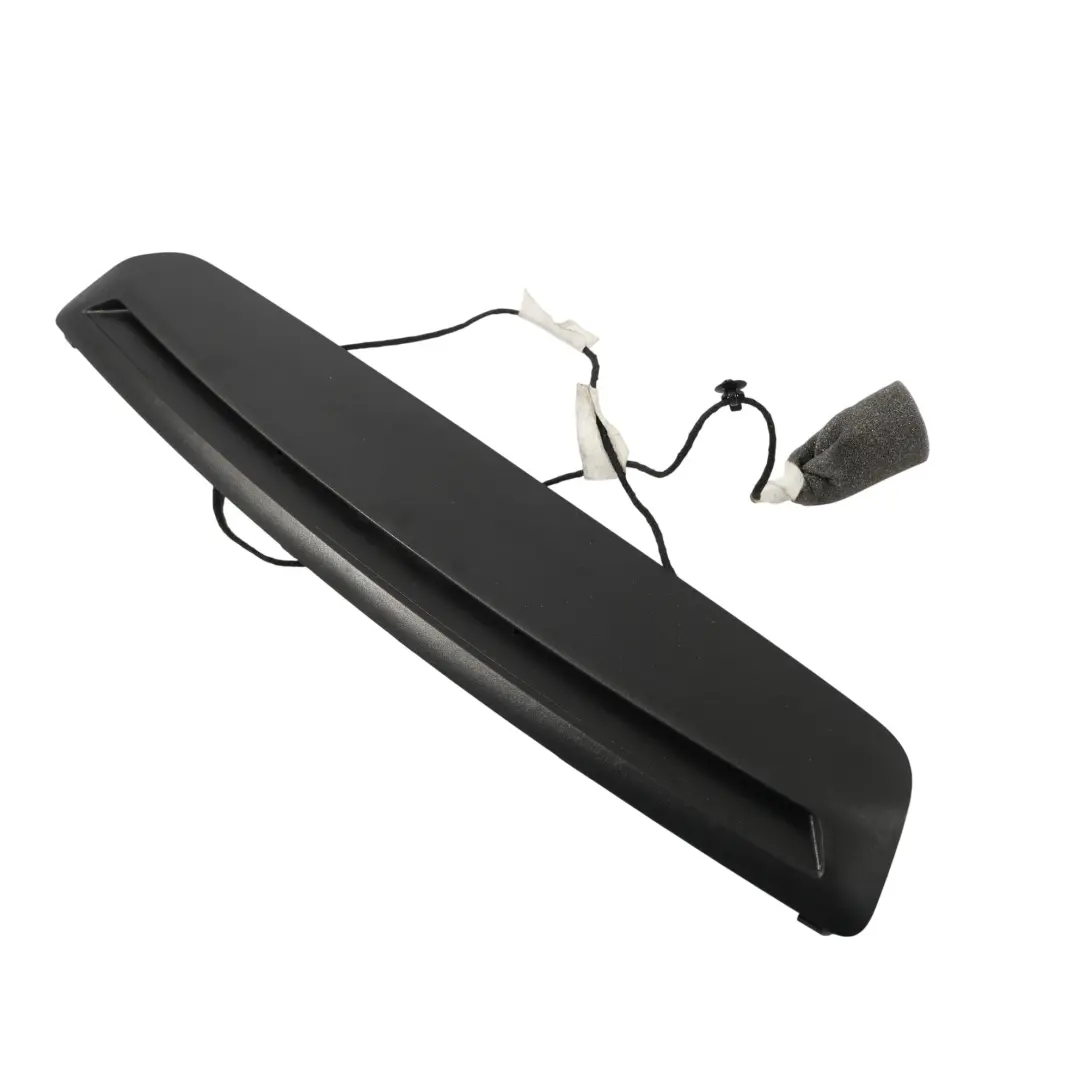 Hinten Zusätzliche Bremsleuchte Schwarz für Mercedes W205 Limousine mit Teilenummer A2058200260 Mercedes W205 Limousine Hinten Zusätzliche Bremsleuchte Schwarz - SKU A2058200260-2 - Teilenummer A2058200260