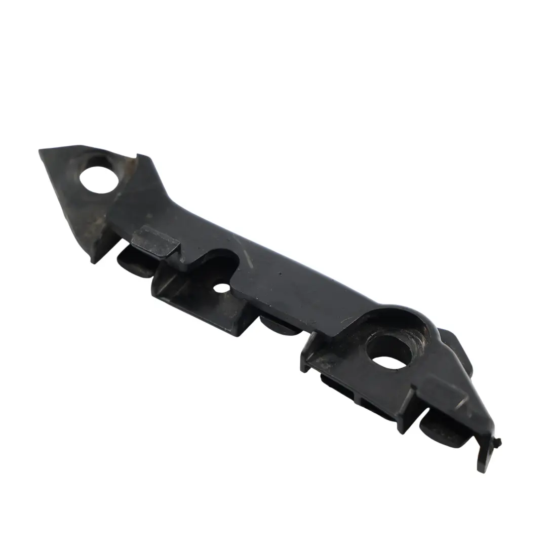 Mercedes W205 Support Rail Fixation Pare-Chocs Avant Gauche - SKU A2058850821 - Numéro de pièce A2058850821