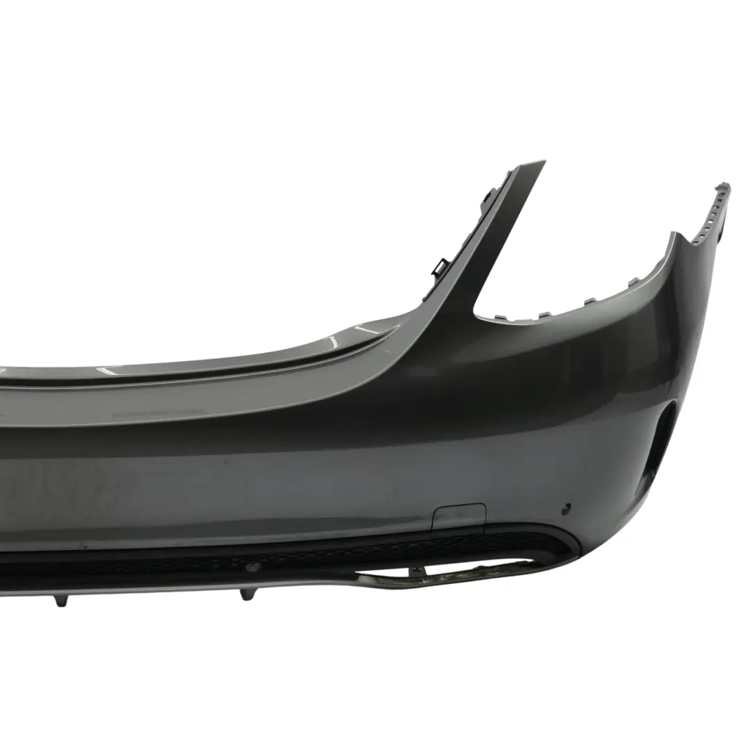 Zderzak Tylny AMG Selenite Grey Szary Metalik - 992 do Mercedes W205 o numerze A2058856038 Mercedes W205 Zderzak Tylny AMG Selenite Grey Szary Metalik - 992 - SKU A2058856038-SEL - Numer Części A2058856038
