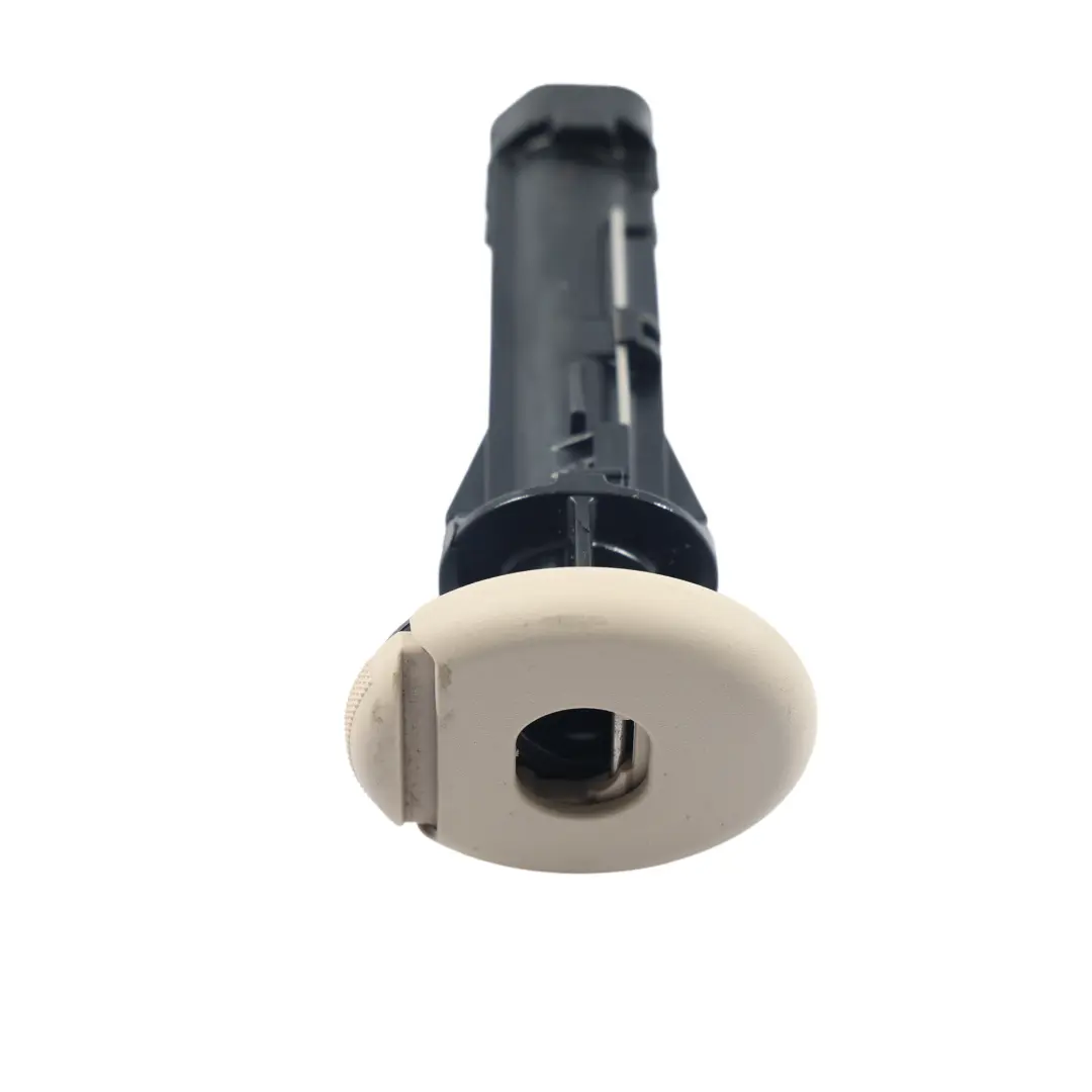 Pulsante Guida Poggiatesta Sedile Anteriore Beige per Mercedes W213 con numero di parte A2059700541 Mercedes W213 Pulsante Guida Poggiatesta Sedile Anteriore Beige - SKU A2059700541 - Numero di parte A2059700541