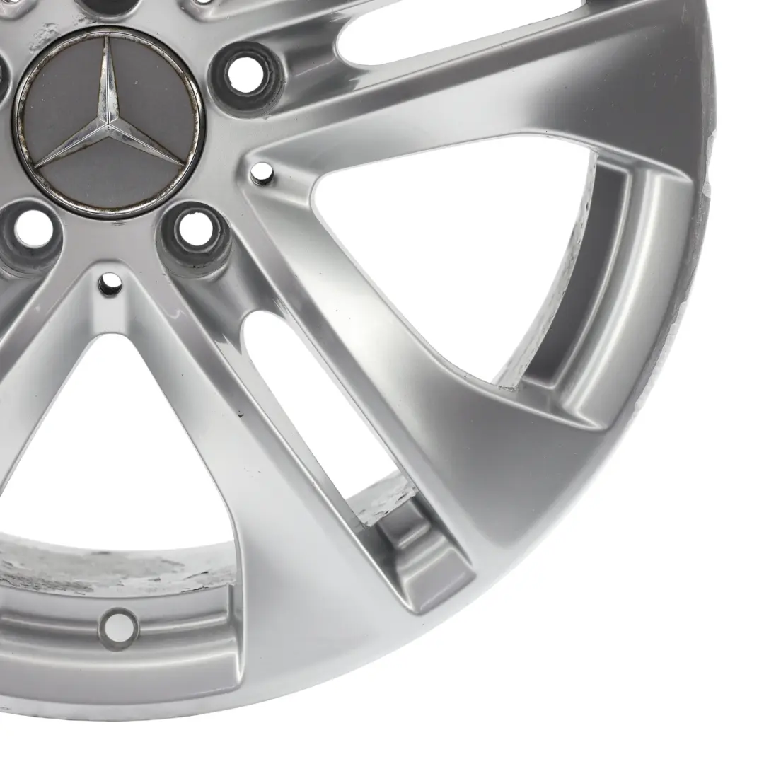 Jante Alliage 17" 5 Branches Doubles 7,5J ET:45 Argent pour Mercedes C207 à propos du numéro de pièce A2074010602 Mercedes C207 Jante Alliage 17" 5 Branches Doubles 7,5J ET:45 Argent - SKU A2074010602-1 - Numéro de pièce A2074010602