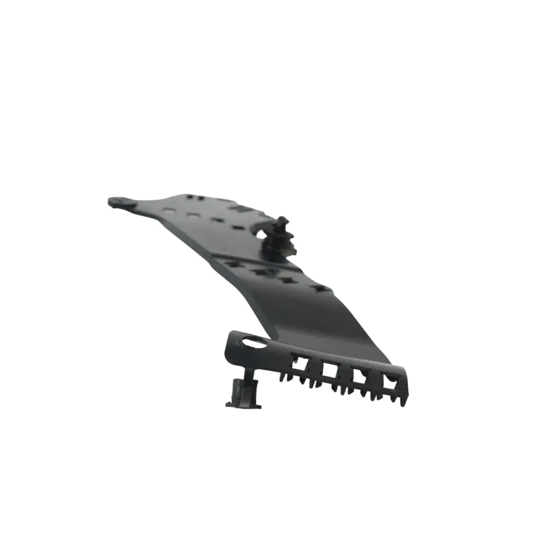 Guide Rail Câble Passage Roue Arrière Gauche pour Mercedes W204 à propos du numéro de pièce A2075460143 Mercedes W204 Guide Rail Câble Passage Roue Arrière Gauche - SKU A2075460143 - Numéro de pièce A2075460143