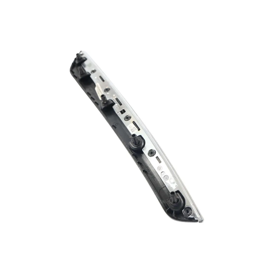 Panel Lateral Tira Moldura Cubierta Alu Sky Izquierda para Mercedes A207 con número de pieza A2076900582 Mercedes A207 Panel Lateral Tira Moldura Cubierta Alu Sky Izquierda - SKU A2076900582 - Número de pieza A2076900582