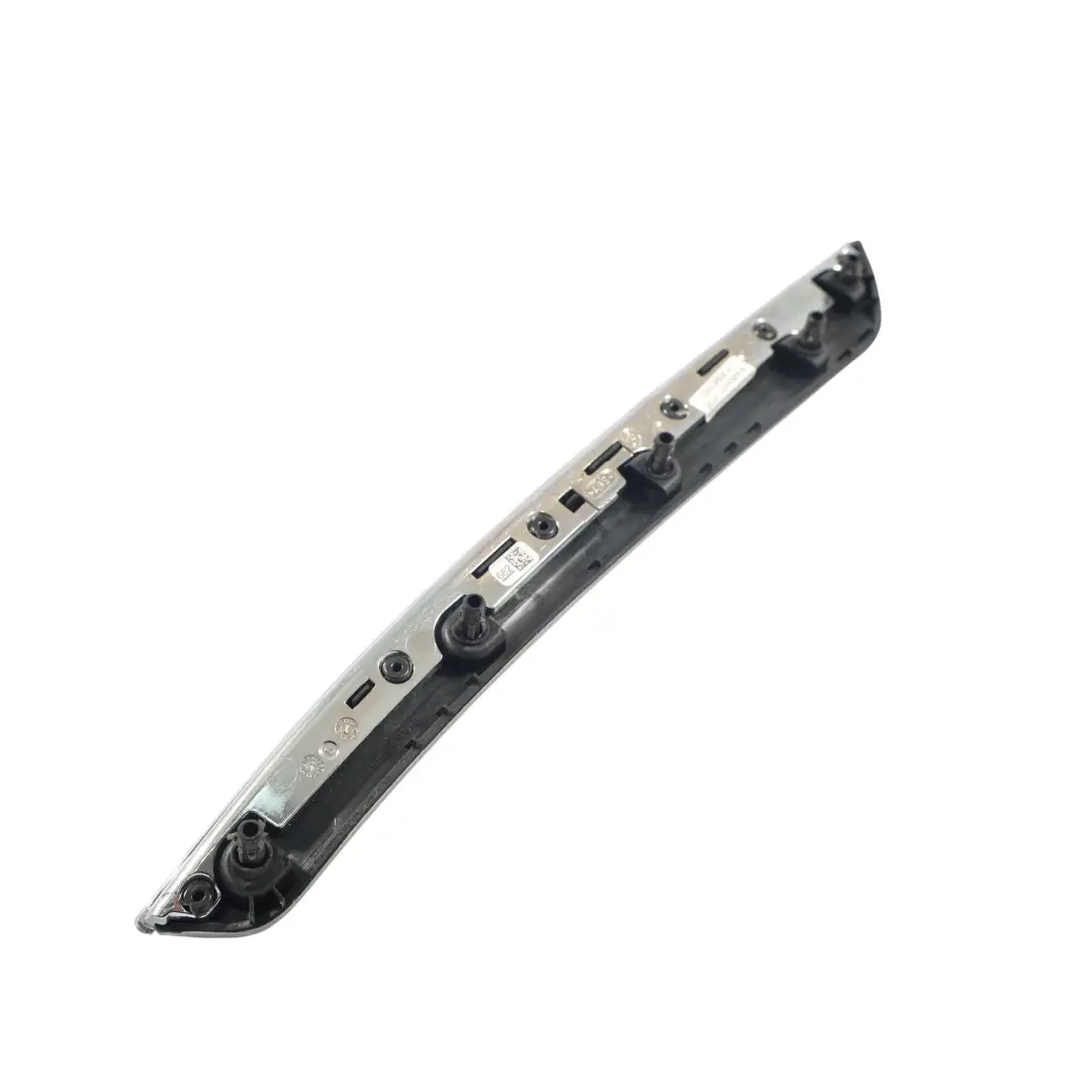 Mercedes A207 Bande Garniture Panneau Latéral Alu Sky Droite - SKU A2076900682 - Numéro de pièce A2076900682