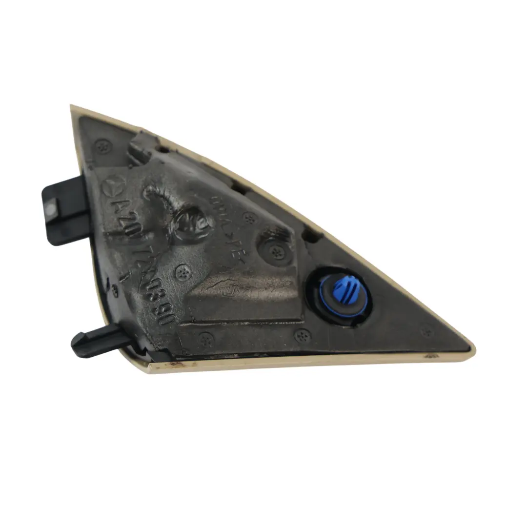 W207 Panneau Triangle Porte Gauche Beige pour Mercedes à propos du numéro de pièce A2077200311 Mercedes W207 Panneau Triangle Porte Gauche Beige - SKU A2077200311-1 - Numéro de pièce A2077200311