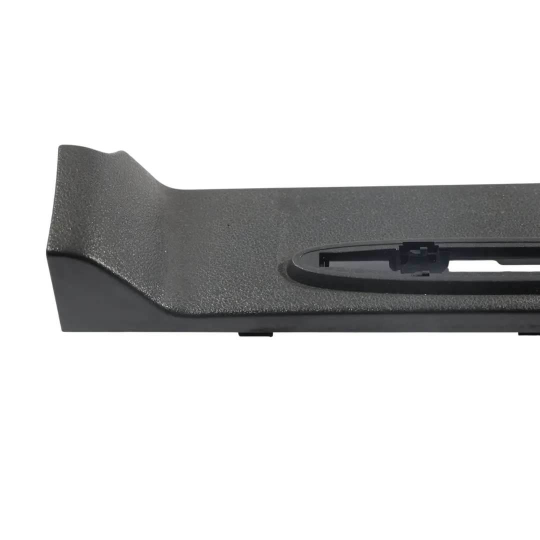 Tylna Osłona Czujników PDC A2079750527 do Mercedes A207 o numerze A2079750627 Mercedes A207 Tylna Osłona Czujników PDC A2079750527 - SKU A2079750627 - Numer Części A2079750627