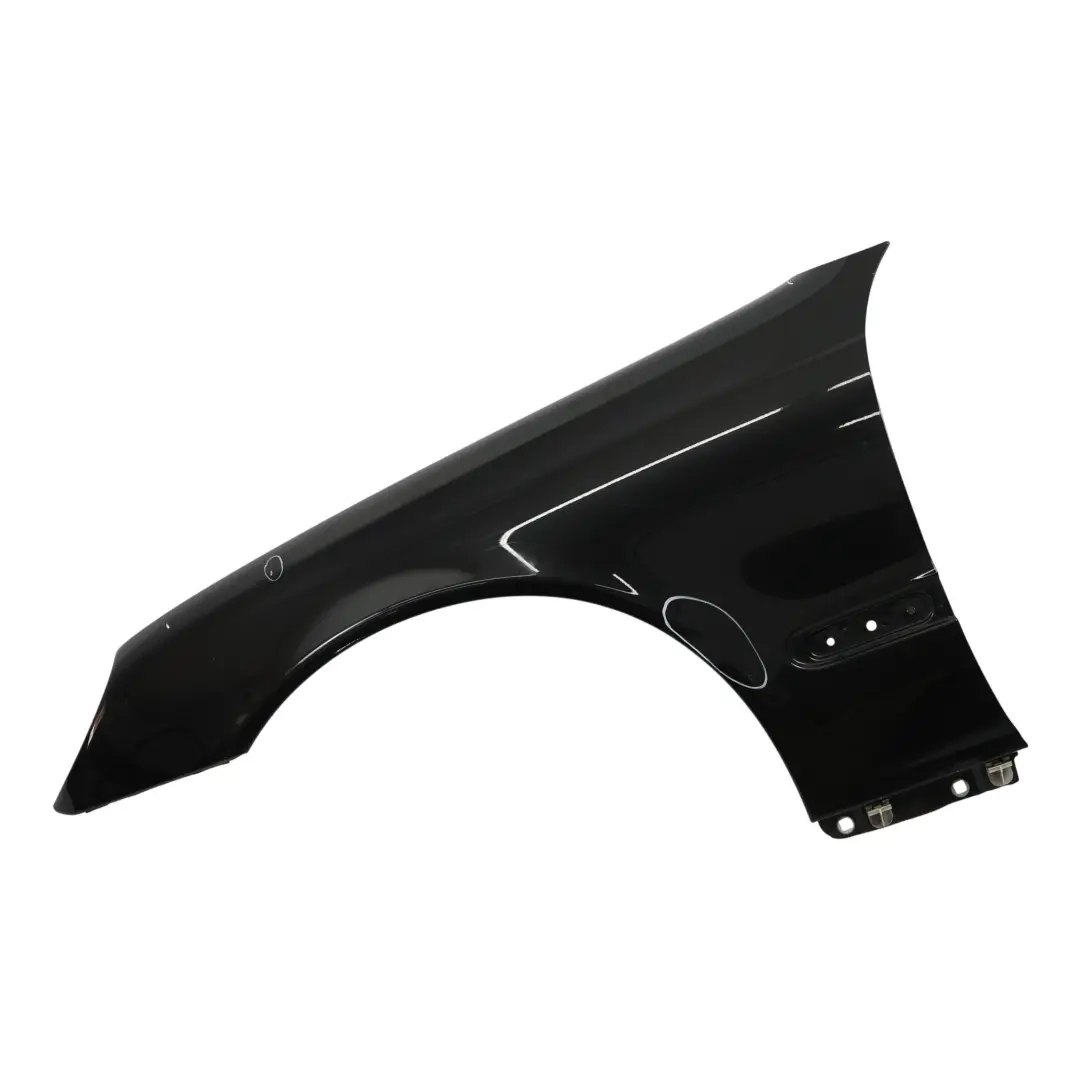 Pannello Laterale Mercedes A209 C209 Parafango Sinistro Obsidian Black - 197 per con numero di parte A2098800318 Pannello Laterale Mercedes A209 C209 Parafango Sinistro Obsidian Black - 197 - SKU A2098800318-OB - Numero di parte A2098800318
