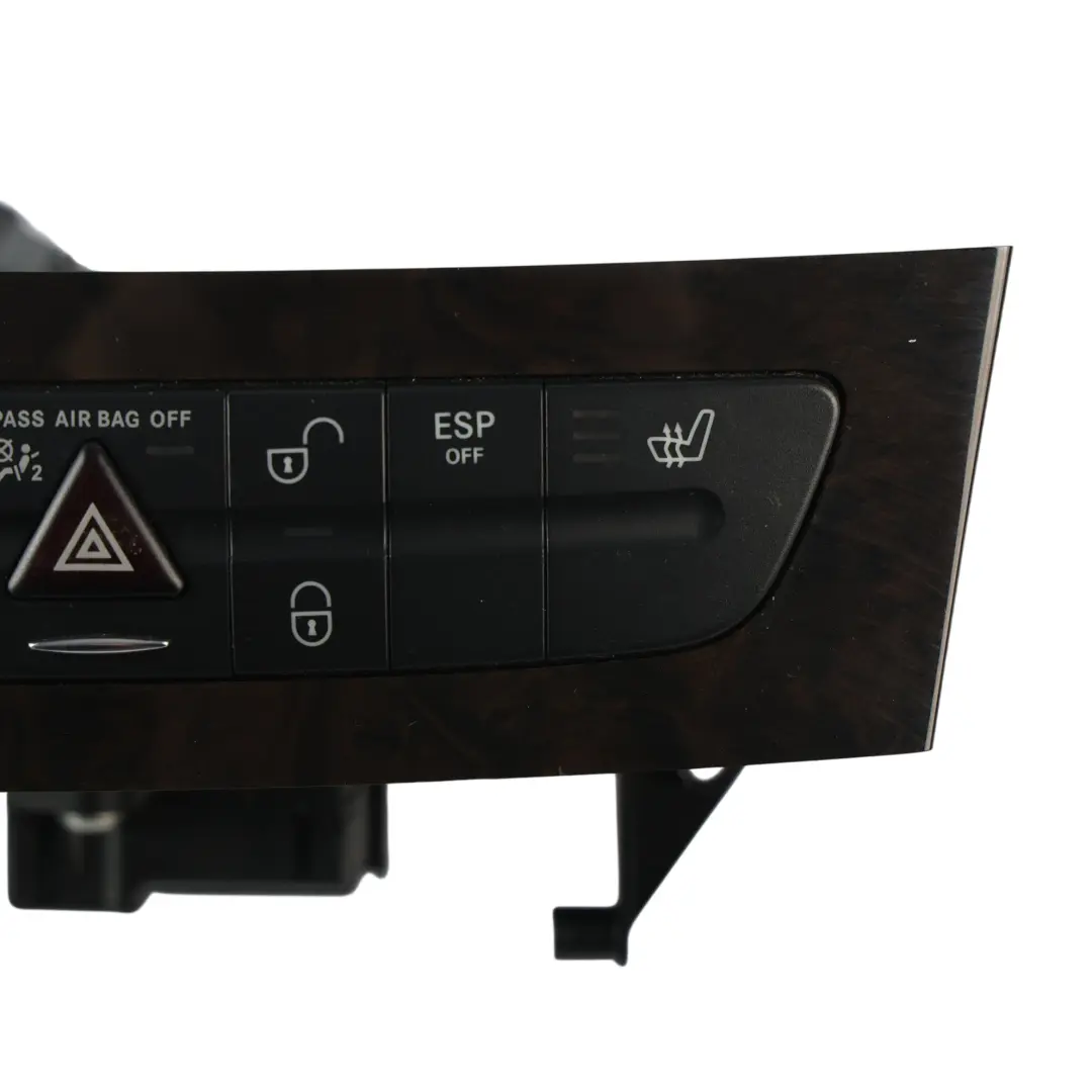 Console Centrale ESP Commutateur Siège Panneau pour Mercedes W211 à propos du numéro de pièce A2116800552 Mercedes W211 Console Centrale ESP Commutateur Siège Panneau - SKU A2116800552-2 - Numéro de pièce A2116800552