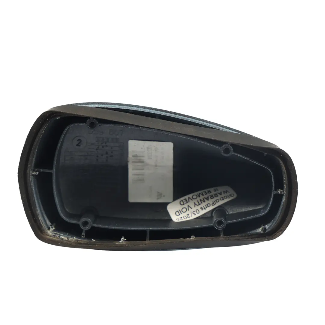 Antenne Toit Requin Bleu Indigolite Métallisé 230 pour Mercedes S211 à propos du numéro de pièce A2118209075 Mercedes S211 Antenne Toit Requin Bleu Indigolite Métallisé 230 - SKU A2118209075-INB - Numéro de pièce A2118209075