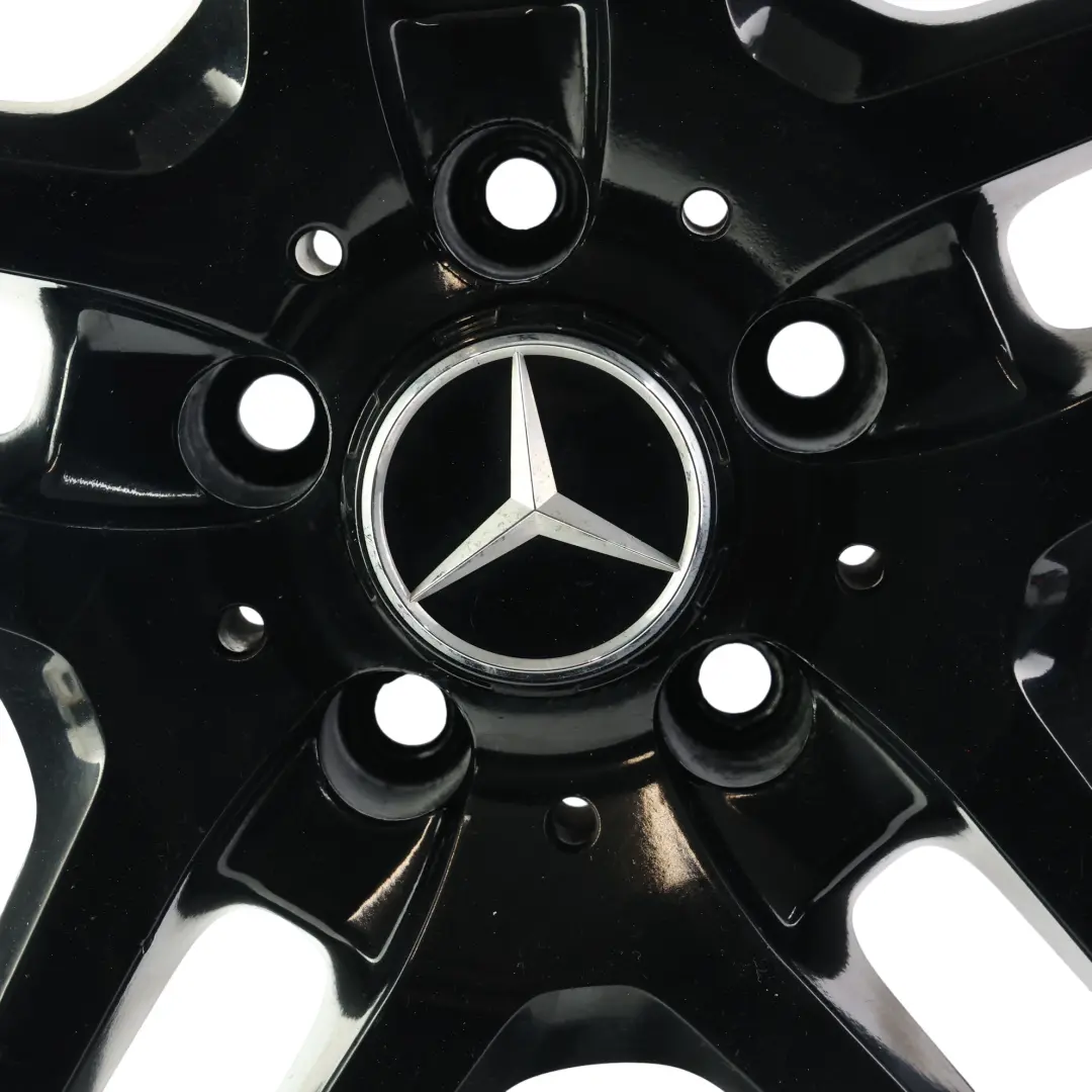 Nero Cerchio Lega Posteriore 18" ET:54 9J per Mercedes W212 AMG con numero di parte A2124010400 Mercedes W212 AMG Nero Cerchio Lega Posteriore 18" ET:54 9J - SKU A2124010400-3 - Numero di parte A2124010400