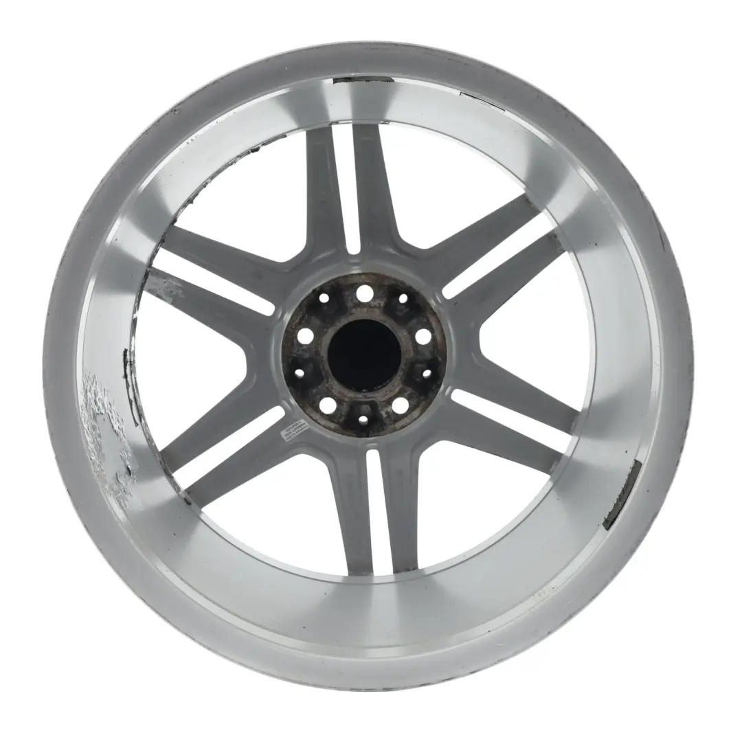 Essieu Arrière Jante Alliage Argent 18" ET:48 8,5J pour Mercedes W212 à propos du numéro de pièce A2124012302 Mercedes W212 Essieu Arrière Jante Alliage Argent 18" ET:48 8,5J - SKU A2124012302-3 - Numéro de pièce A2124012302