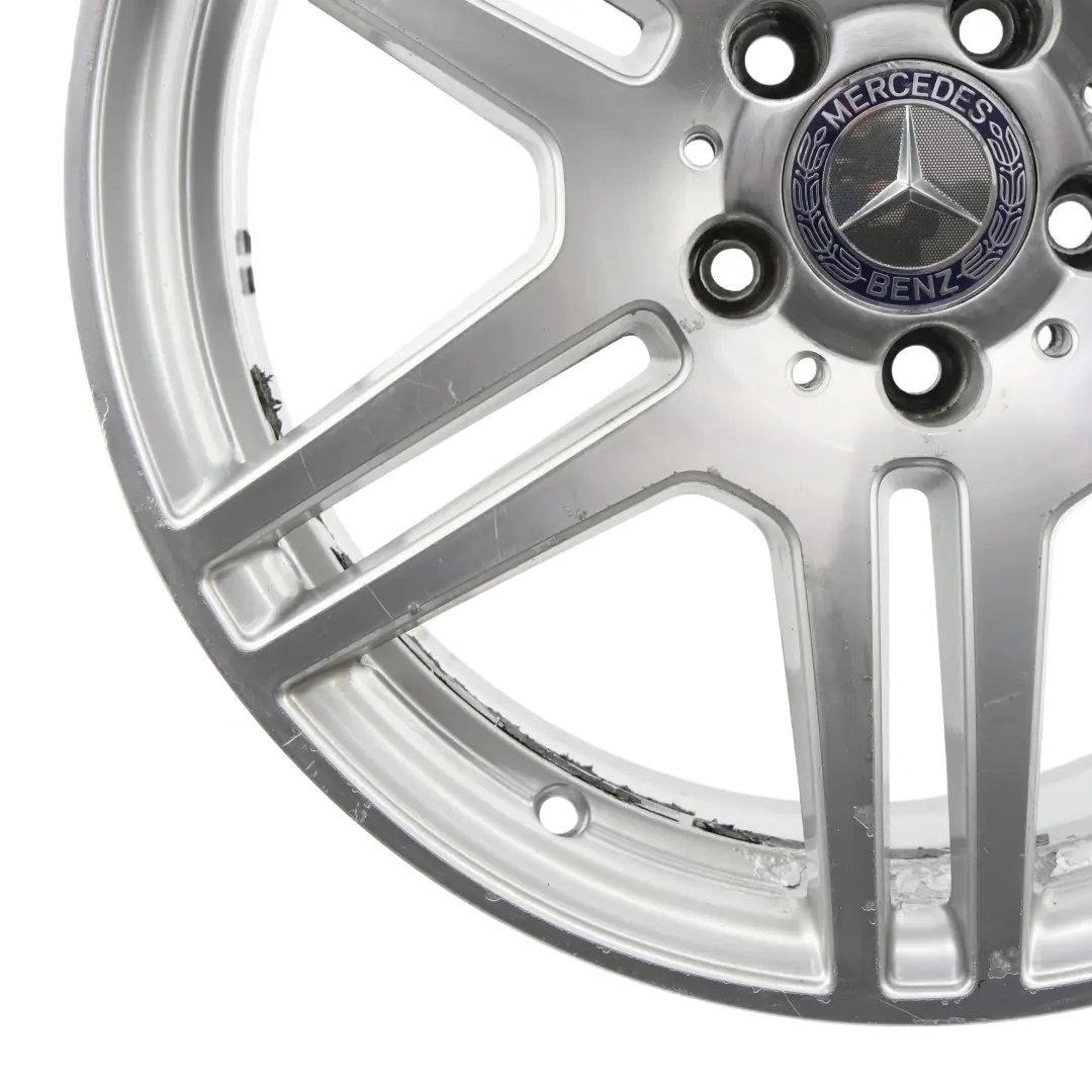 Eje Trasero Plata Llanta De Aleacion 18 "ET: 54 9J para Mercedes W212 con número de pieza A2124012402 Mercedes W212 Eje Trasero Plata Llanta De Aleacion 18 "ET: 54 9J - SKU A2124012402-1 - Número de pieza A2124012402