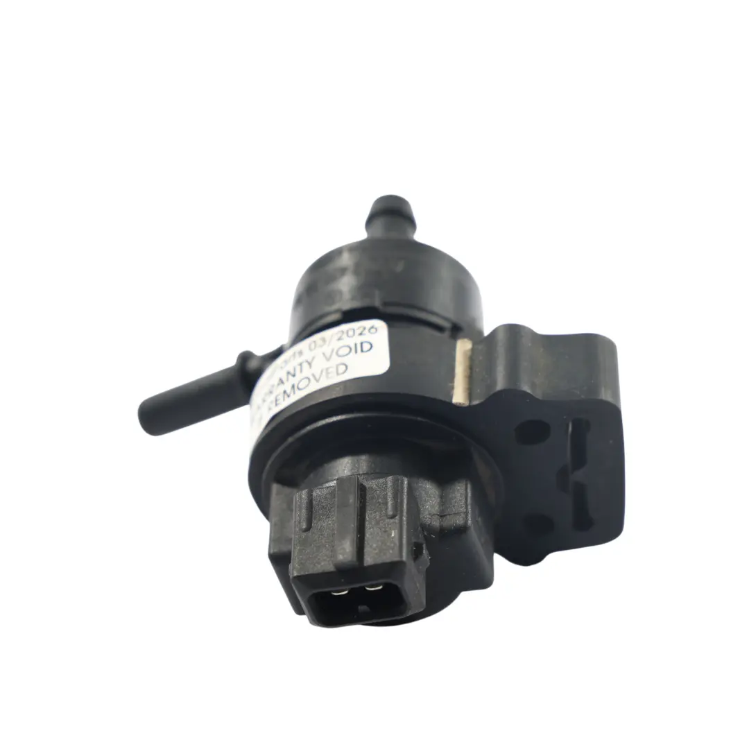 M271 Zawór Regeneracyjny Benzynowy Turbo do Mercedes W212 o numerze A2124702493 Mercedes W212 M271 Zawór Regeneracyjny Benzynowy Turbo - SKU A2124702493-1 - Numer Części A2124702493