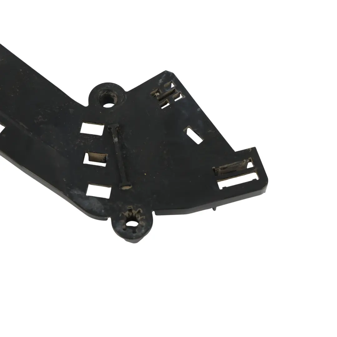 Axle Wiring Harness Bracket Guide Left N/S to Mercedes W212 C218 Rear with Part number A2125460743 Mercedes W212 C218 Rear Axle Wiring Harness Bracket Guide Left N/S - SKU A2125460743 - Part number A2125460743