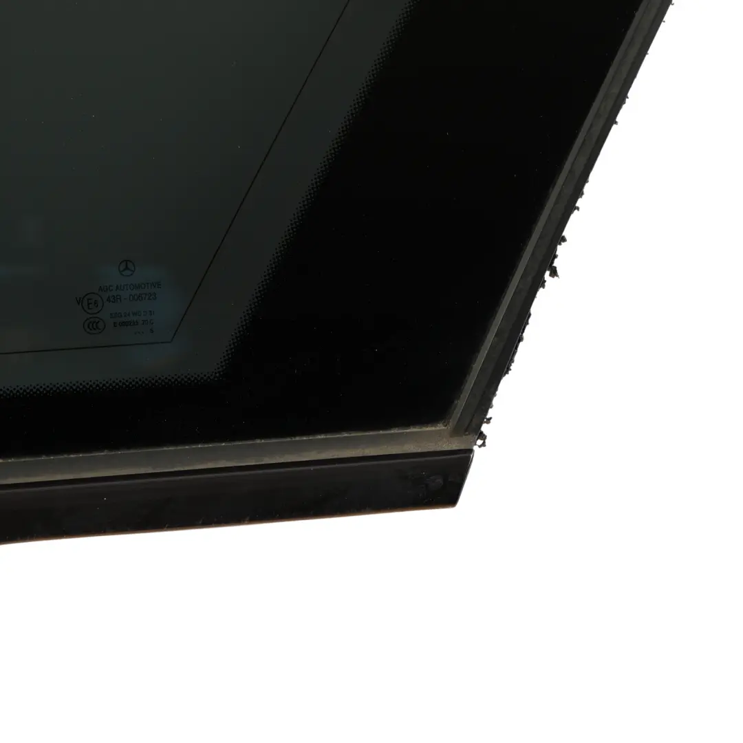 Quarter Door Window Tinted Glass Right O/S to Mercedes S212 Rear with Part number A2126702000 Mercedes S212 Rear Quarter Door Window Tinted Glass Right O/S - SKU A2126702000 - Part number A2126702000