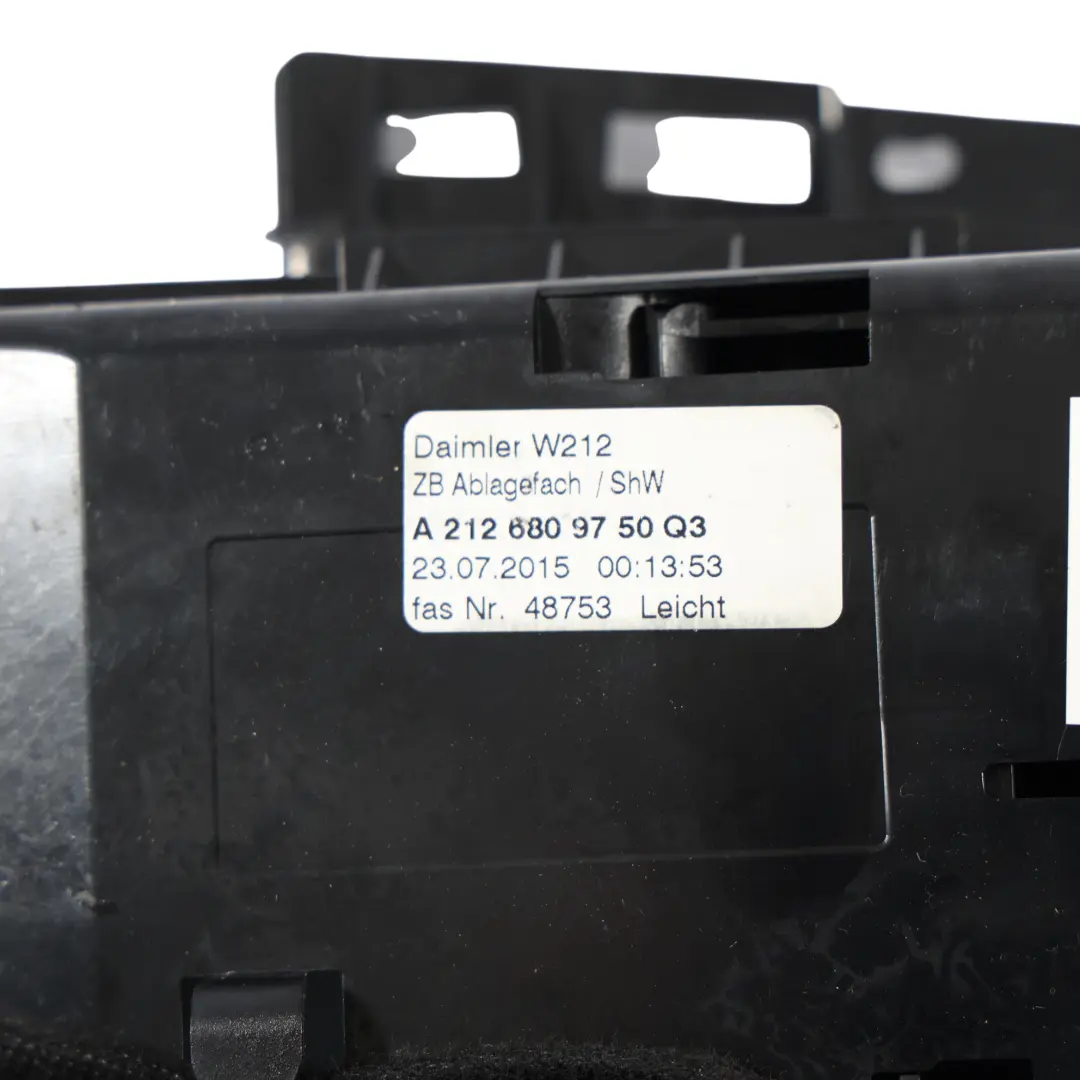 Mercedes W212 Console Centrale Posacenere Copertura Argento - SKU A2126809750-2 - Numero di parte A2126809750