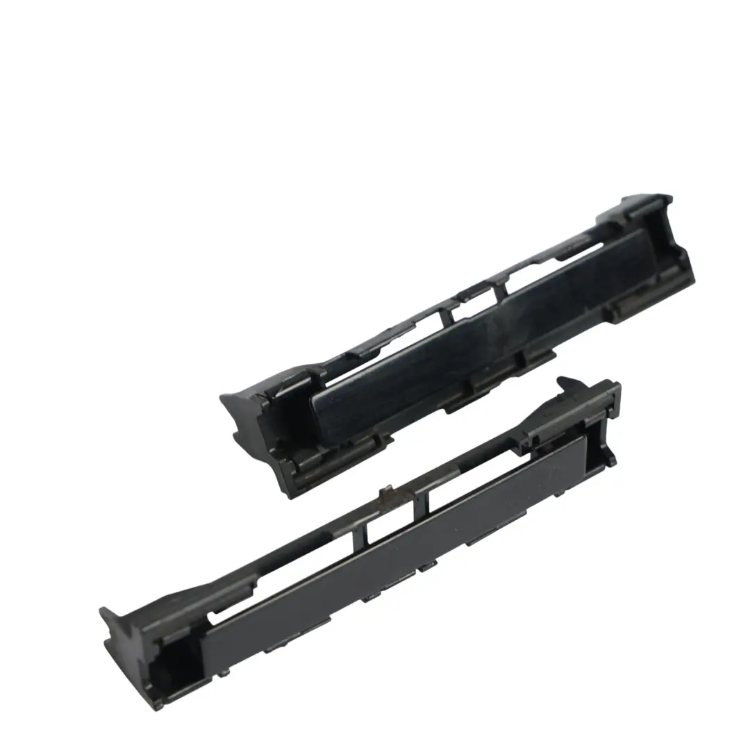 Tira Riel Techo Tapa Cobertura Set Derecho Negro Obsidiana 197 para Mercedes W212 con número de pieza A2126900682 Mercedes W212 Tira Riel Techo Tapa Cobertura Set Derecho Negro Obsidiana 197 - SKU A2126900682-OB1 - Número de pieza A2126900682