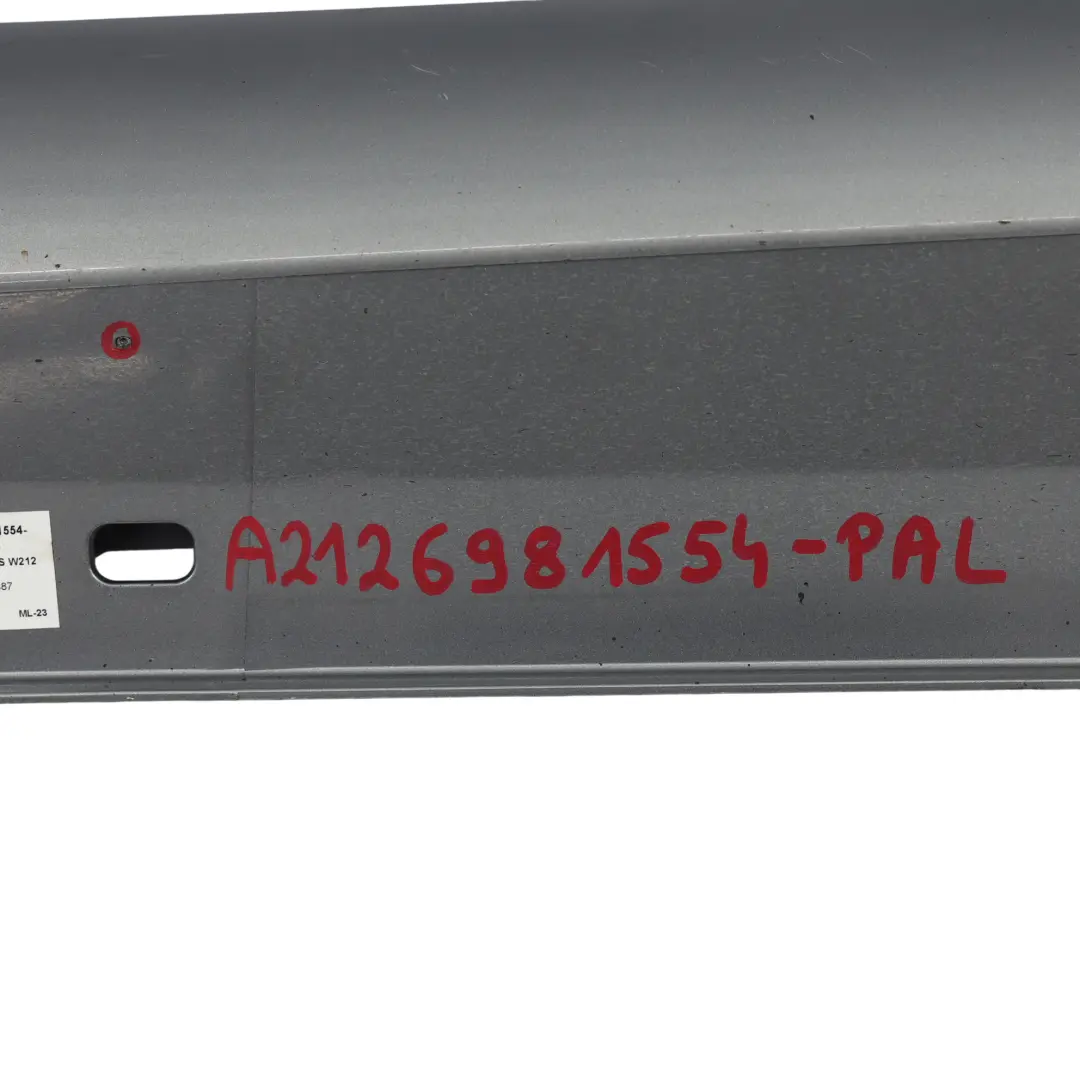 Faldón Lateral Umbral Puerta Derecho Plata Paladio Metalizado 792 para Mercedes W212 con número de pieza A2126981554 Mercedes W212 Faldón Lateral Umbral Puerta Derecho Plata Paladio Metalizado 792 - SKU A2126981554-PAL - Número de pieza A2126981554