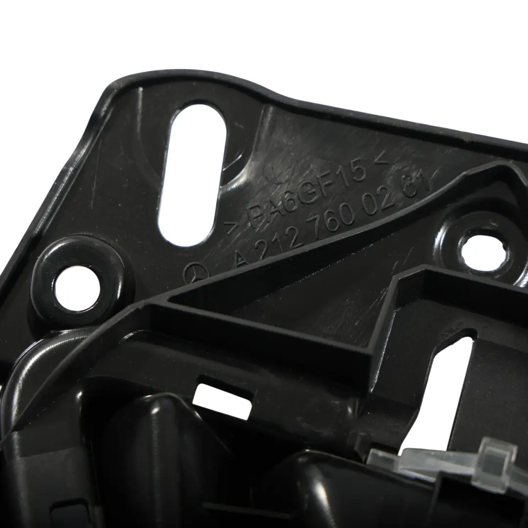 Mercedes W212 Poignée Porte Intérieure Avant Droite - SKU A2127600261 - Numéro de pièce A2127600261