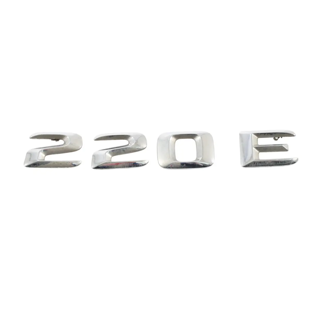 Mercedes C207 W212 E220 Emblemat Znaczek Tylnej Klapy Chrom - SKU A2128174015 - Numer Części A2128174015