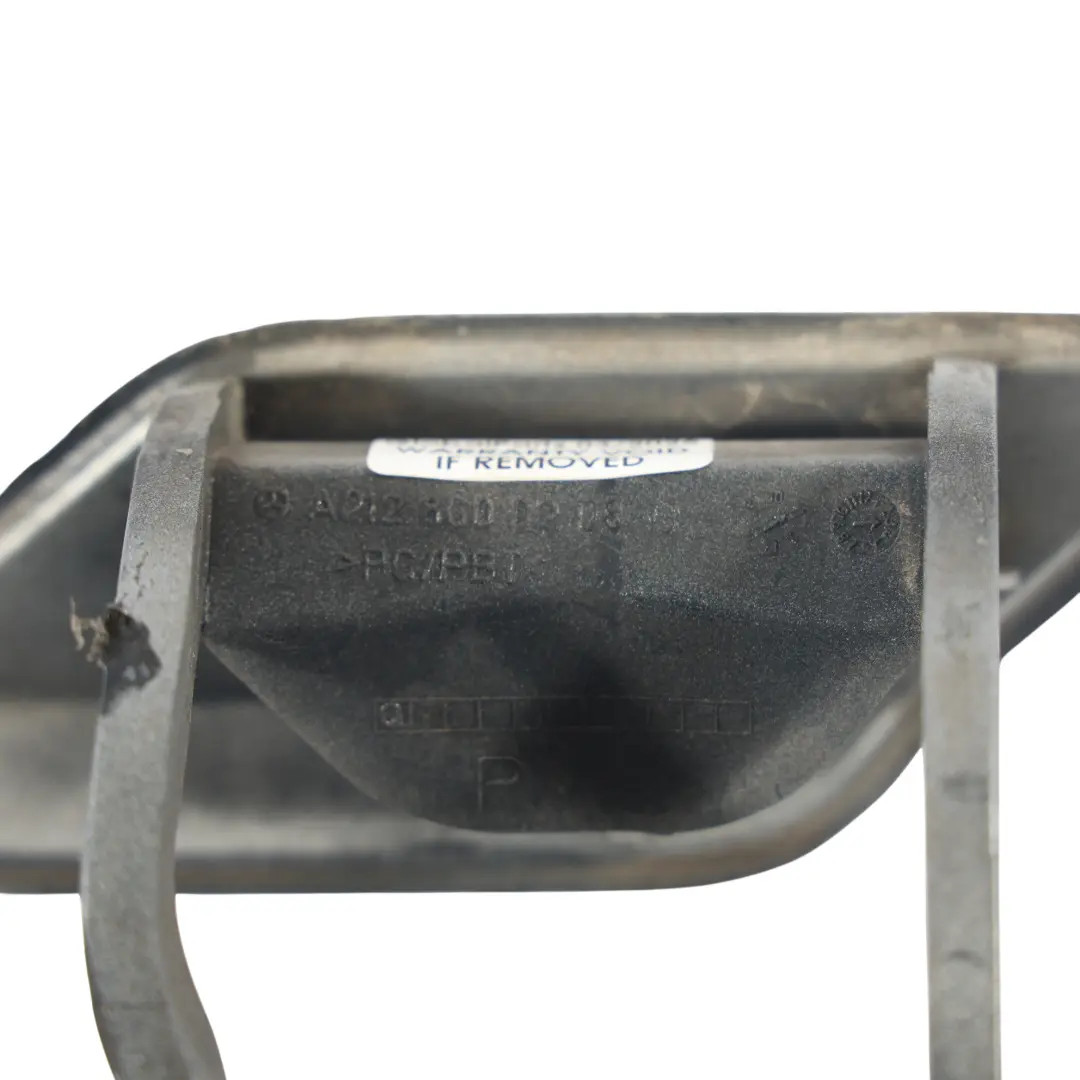 Copertura Lavavetri Anteriore Destro Argento Iridio per Mercedes W212 con numero di parte A2128600208 Mercedes W212 Copertura Lavavetri Anteriore Destro Argento Iridio - SKU A2128600208-IRS - Numero di parte A2128600208