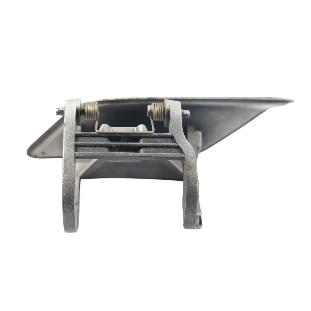 Copertura Lavavetri Anteriore Destro Argento Iridio per Mercedes W212 con numero di parte A2128600208 Mercedes W212 Copertura Lavavetri Anteriore Destro Argento Iridio - SKU A2128600208-IRS - Numero di parte A2128600208