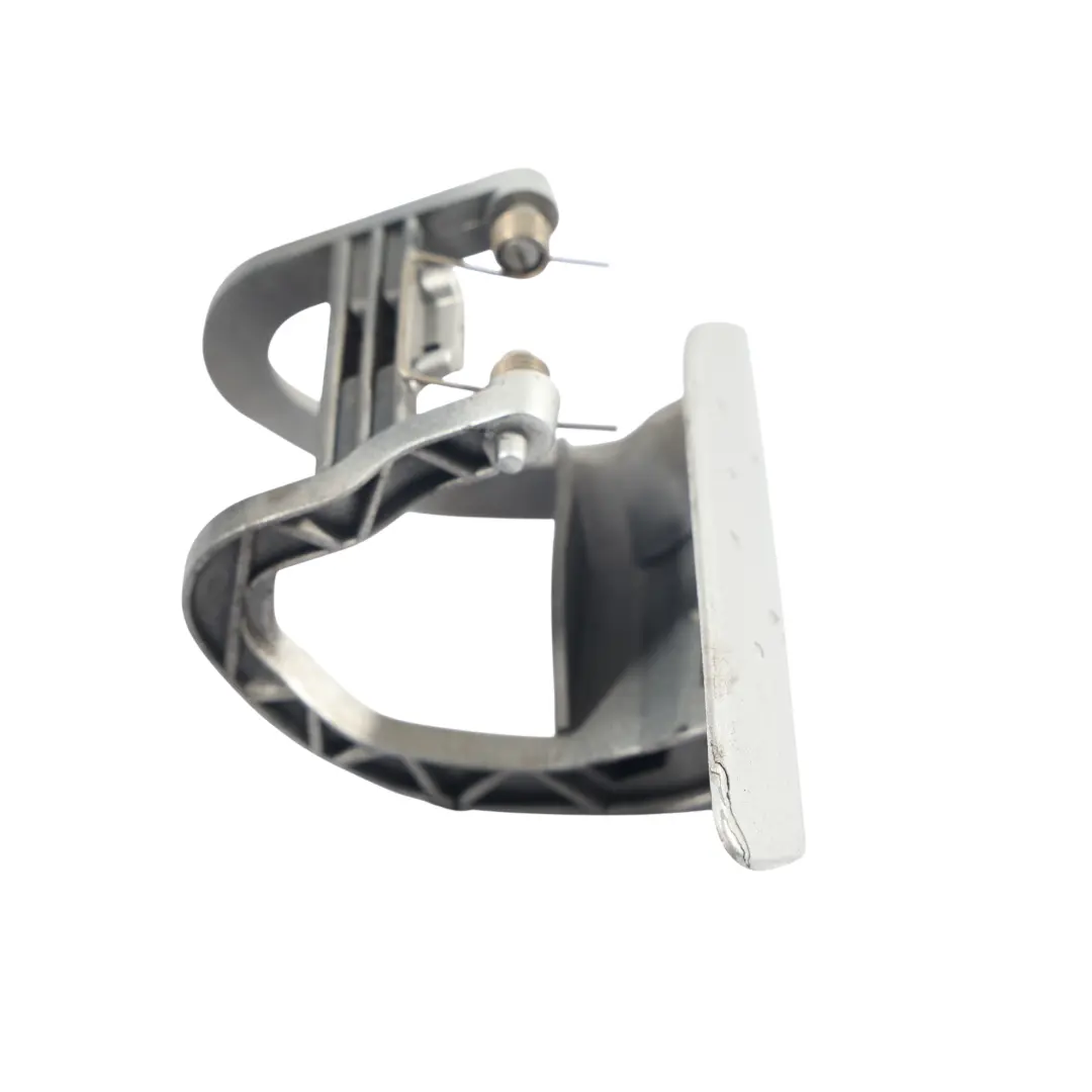 Copertura Lavavetri Anteriore Destro Argento Iridio per Mercedes W212 con numero di parte A2128600208 Mercedes W212 Copertura Lavavetri Anteriore Destro Argento Iridio - SKU A2128600208-IRS - Numero di parte A2128600208