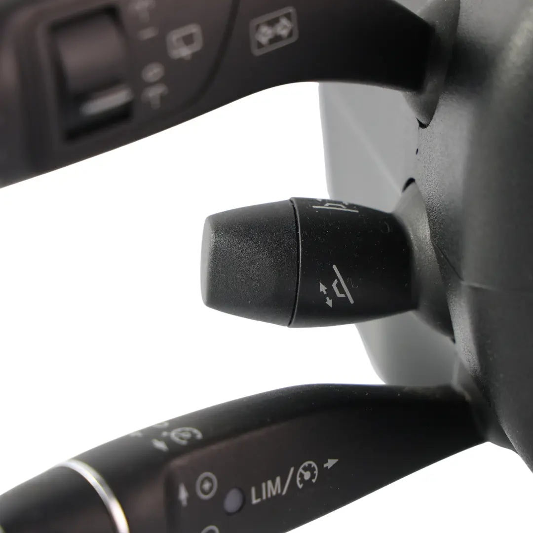 Mercedes W212 Intermitente Volante Squib Control Crucero - SKU A2129001320 - Número de pieza A2129001320