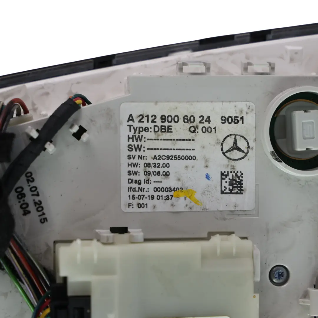 Mercedes W212 Plafonnier Intérieur Unité Contrôle Commutateur - SKU A2129006024 - Numéro de pièce A2129006024