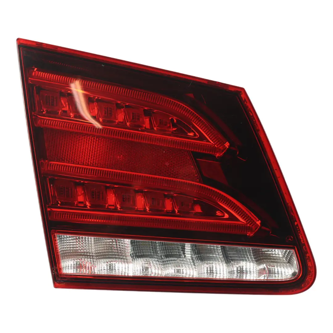 Mercedes S212 Lámpara Maletero Interior Izquierda - SKU A2129061903 - Número de pieza A2129061903