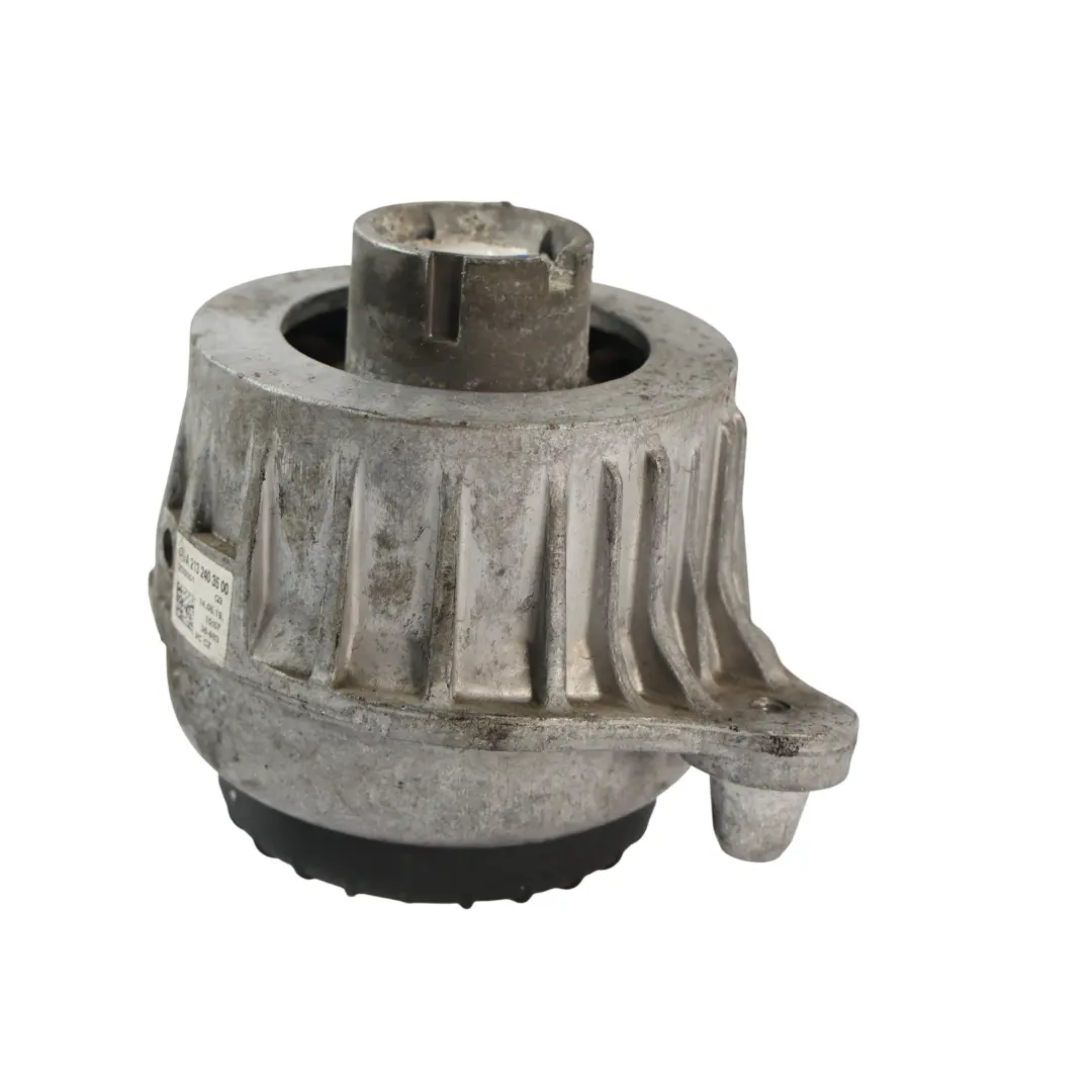 Support Fixation Moteur Droit pour Mercedes W205 W213 W238 à propos du numéro de pièce A2132403500 Mercedes W205 W213 W238 Support Fixation Moteur Droit - SKU A2132403500 - Numéro de pièce A2132403500