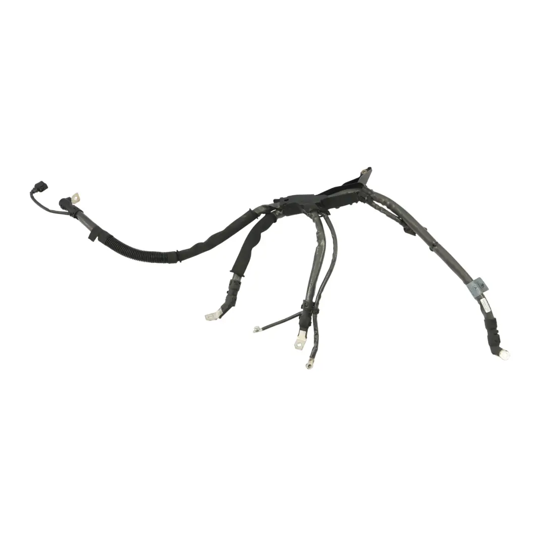 Arnés Batería Arranque Alternador OM654 para Mercedes W205 W213 con número de pieza A2135401087 Mercedes W205 W213 Arnés Batería Arranque Alternador OM654 - SKU A2135401087 - Número de pieza A2135401087