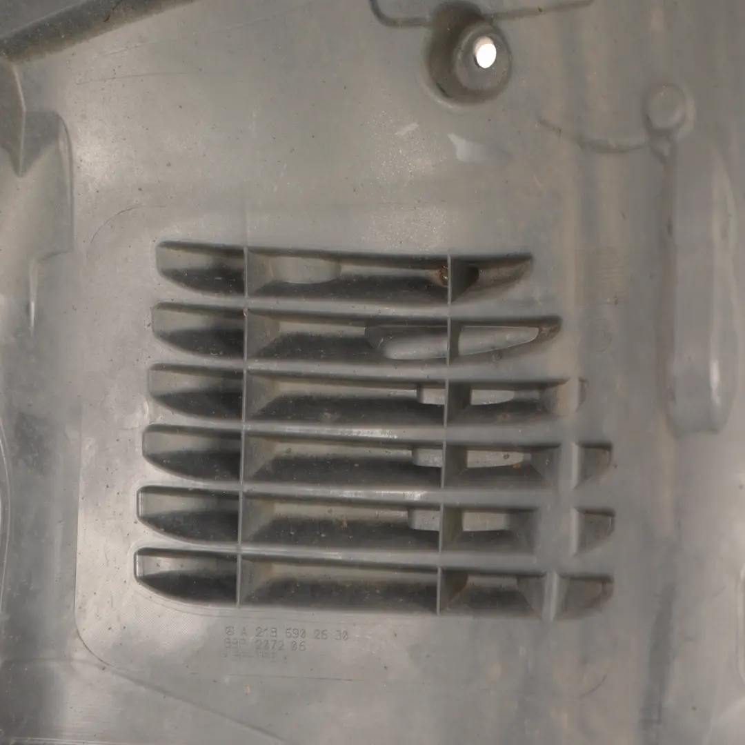 Mercedes CLS W218 Wheel Arch Front Right O/S Cover Housing Front Section - SKU A2186902630 - Part number A2186902630