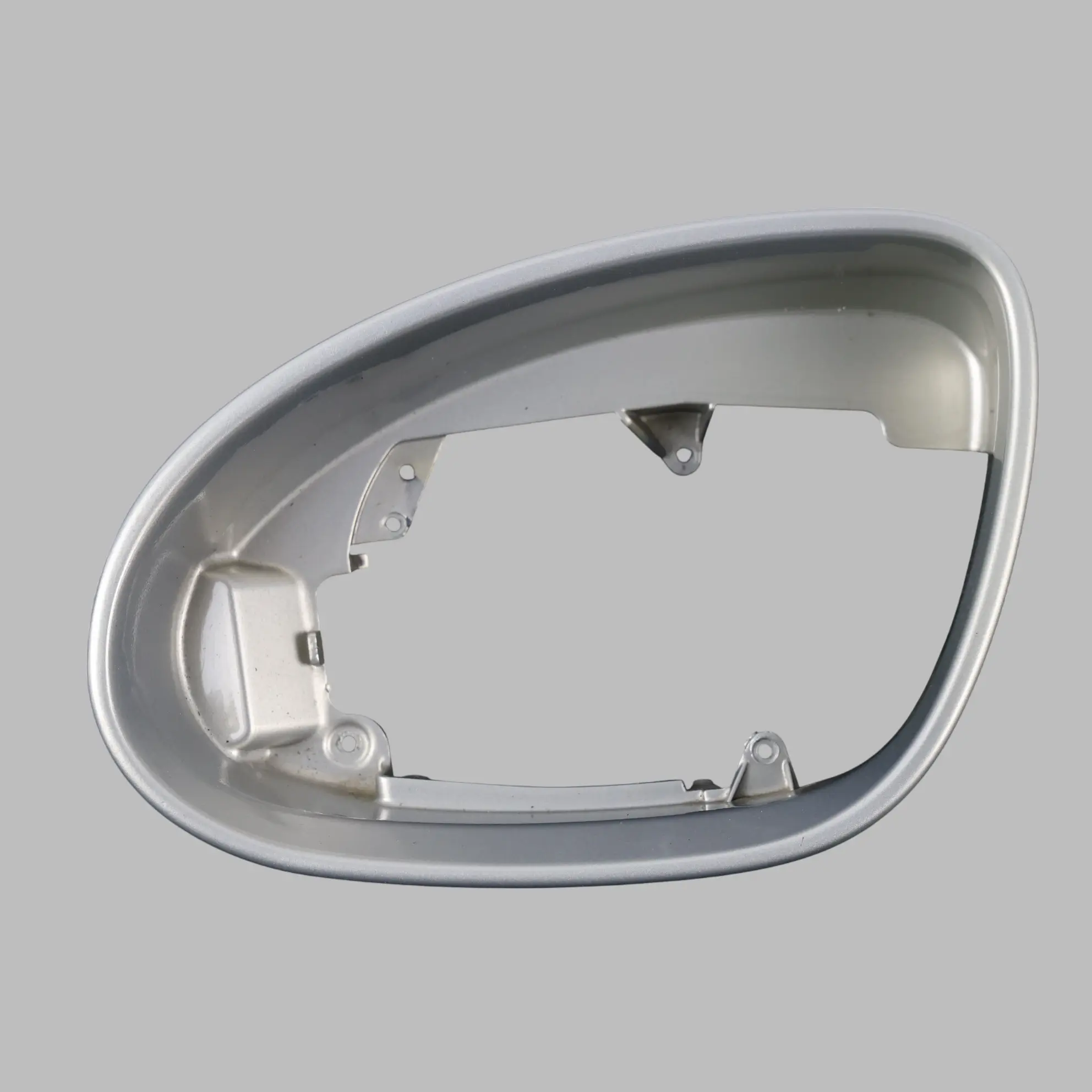 Mercedes C219 W221 Ramka Obudowa Lusterka Lewa Designo Srebrna - 029