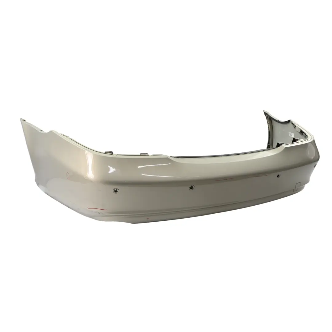 W219 Zderzak Tylny Designo Silver Srebrny Metalik - 029 do Mercedes o numerze A2198800683 Mercedes W219 Zderzak Tylny Designo Silver Srebrny Metalik - 029 - SKU A2198800683-SVR - Numer Części A2198800683