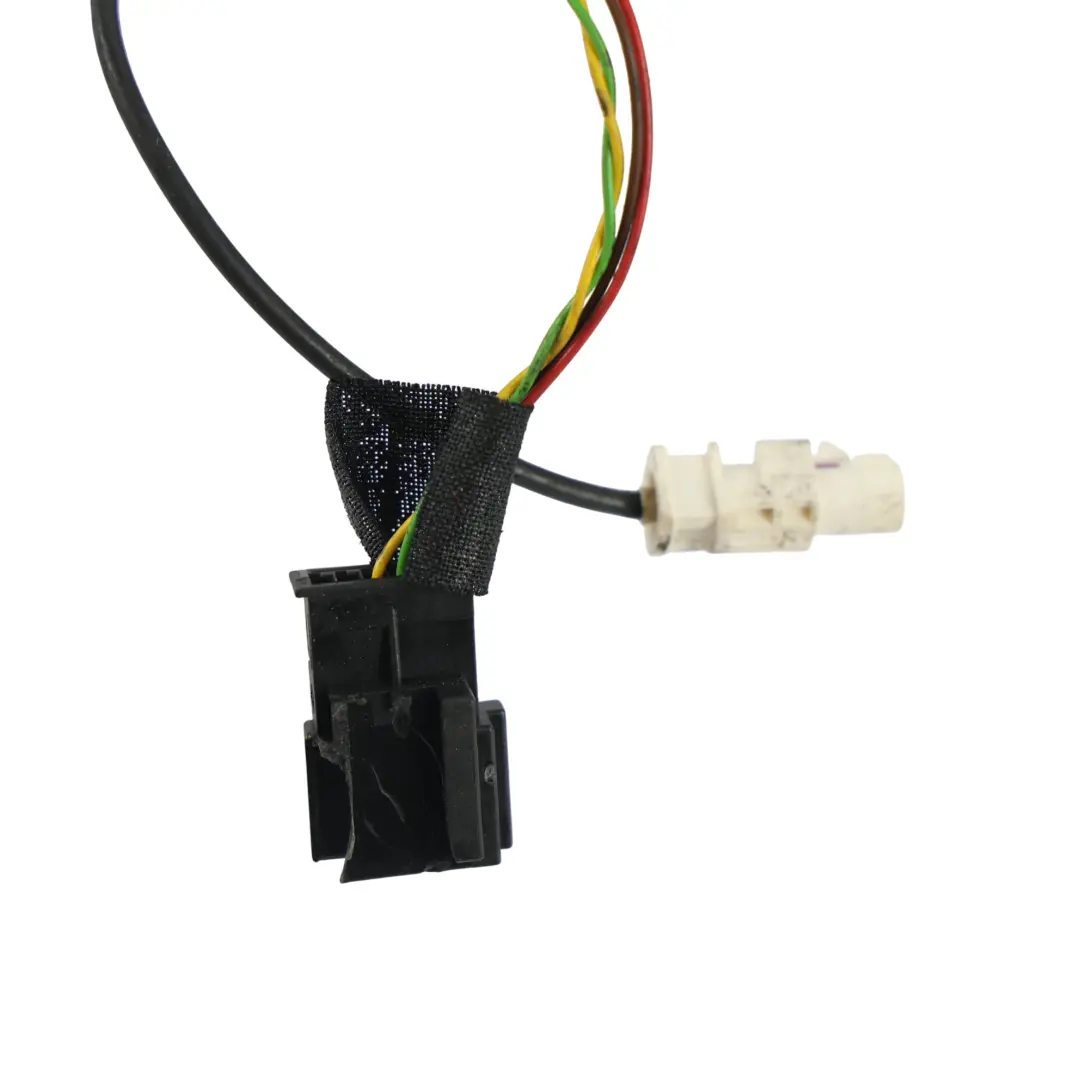 Maniglia Rilascio Portellone Telecamera per Mercedes CLA C117 S W222 con numero di parte A2227500593 Mercedes CLA C117 S W222 Maniglia Rilascio Portellone Telecamera - SKU A2227500593 - Numero di parte A2227500593