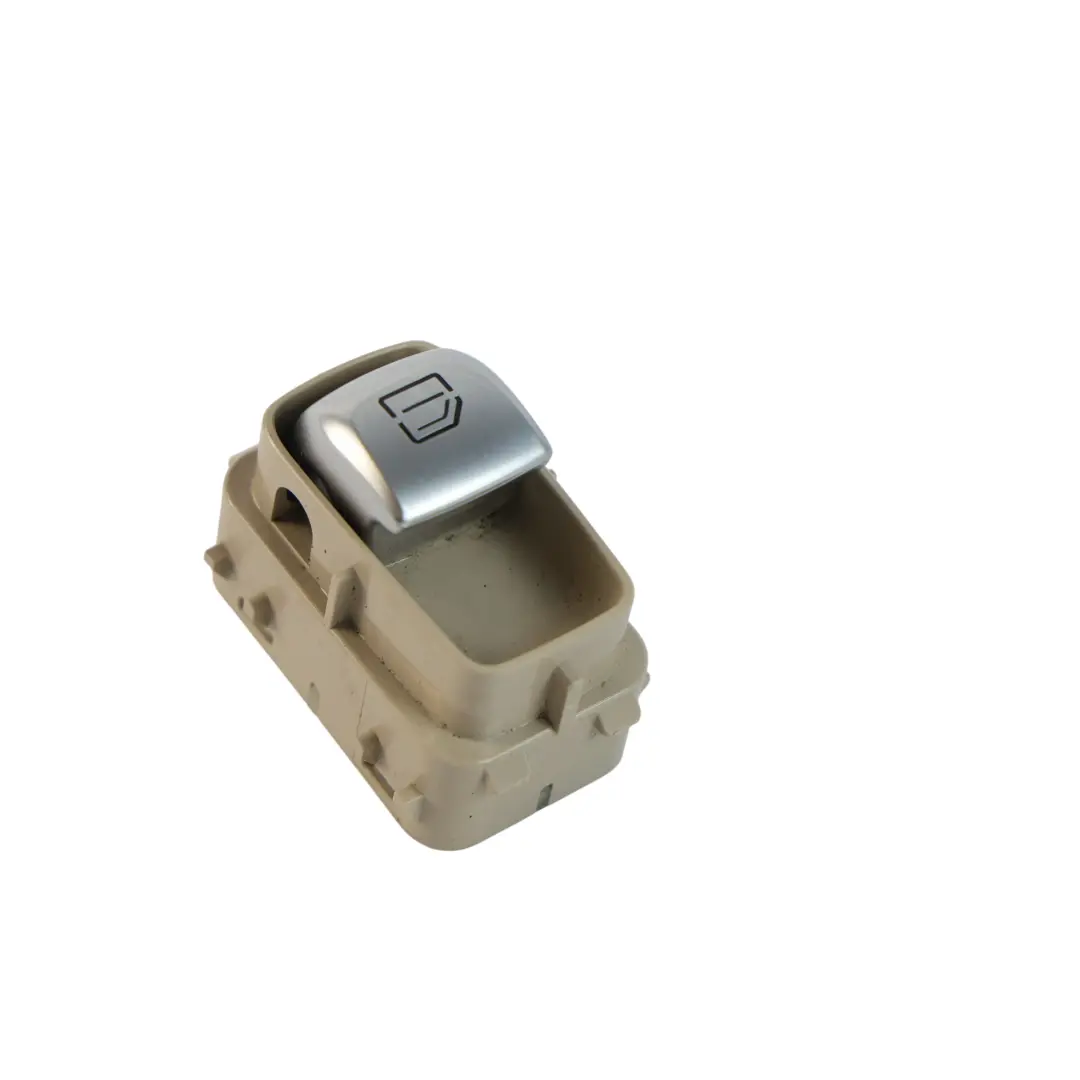 Interruttore Alzacristallo Sinistro Destro per Mercedes W205 W447 con numero di parte A2229052203 Mercedes W205 W447 Interruttore Alzacristallo Sinistro Destro - SKU A2229052203-4 - Numero di parte A2229052203