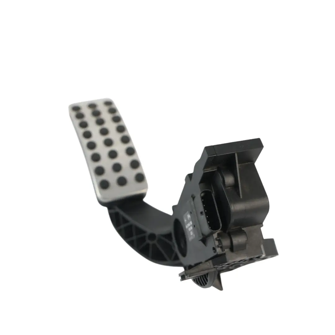 Accelerator Gas Throttle Pedal to Mercedes W176 W246 with Part number A2463001804 Mercedes W176 W246 Accelerator Gas Throttle Pedal - SKU RHD-A2463001804-1 - Part number A2463001804